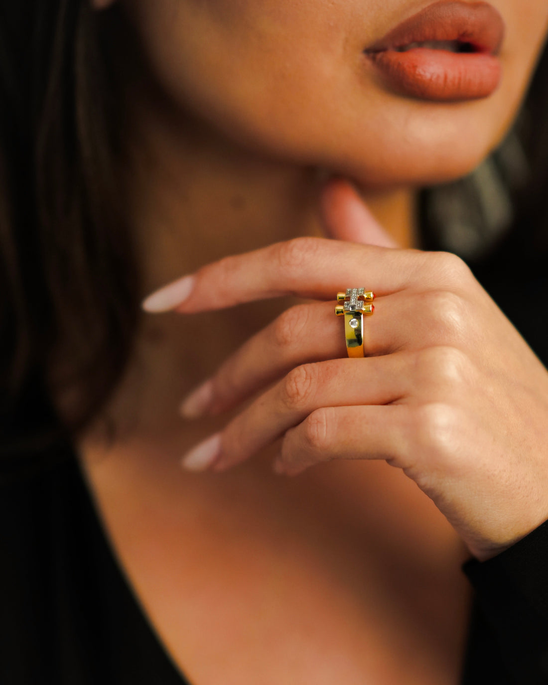 Inelul Nexus Damă Placat cu Aur 18k Reglabil