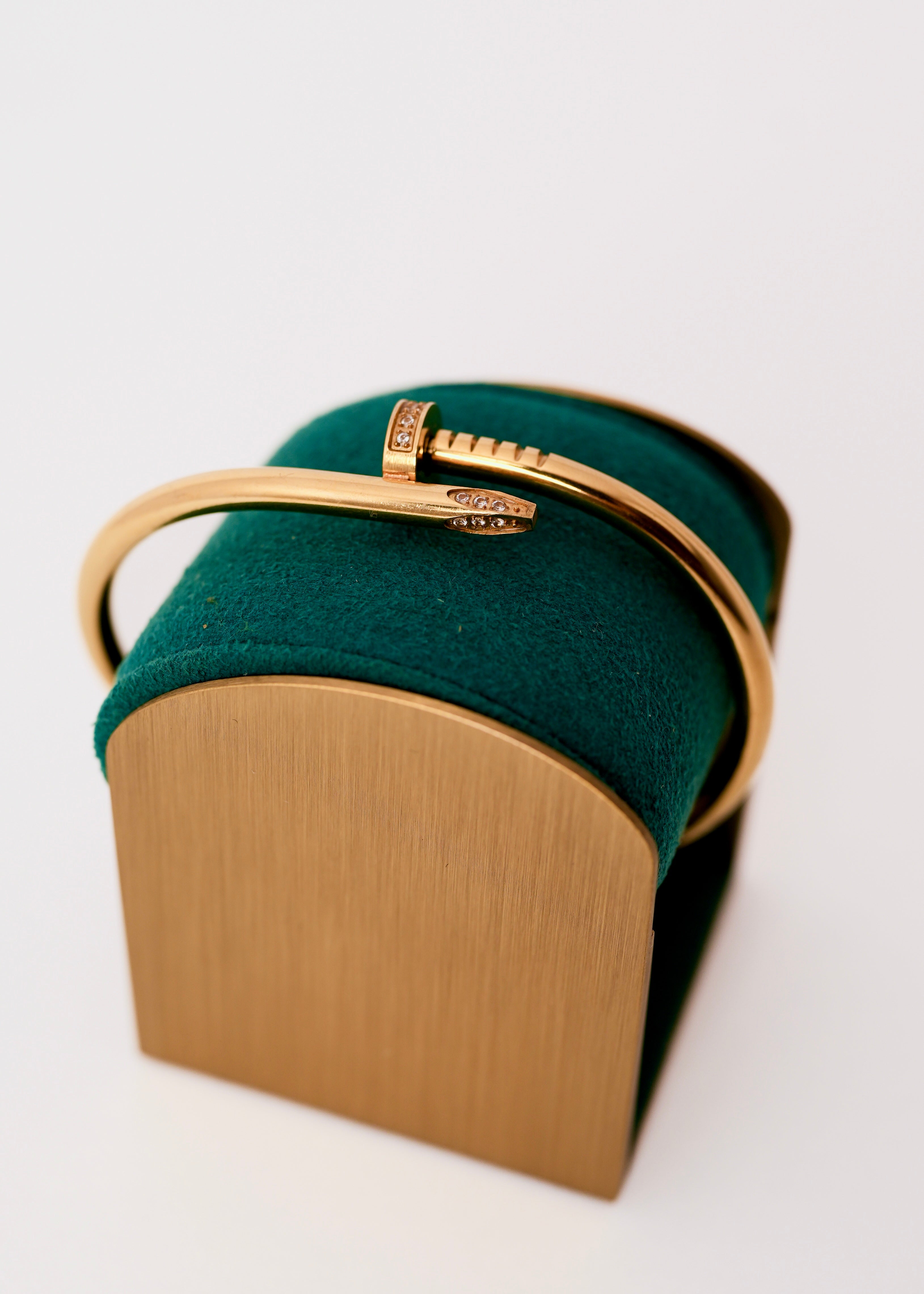 Brățara Cui Damă Placată cu Aur 18k